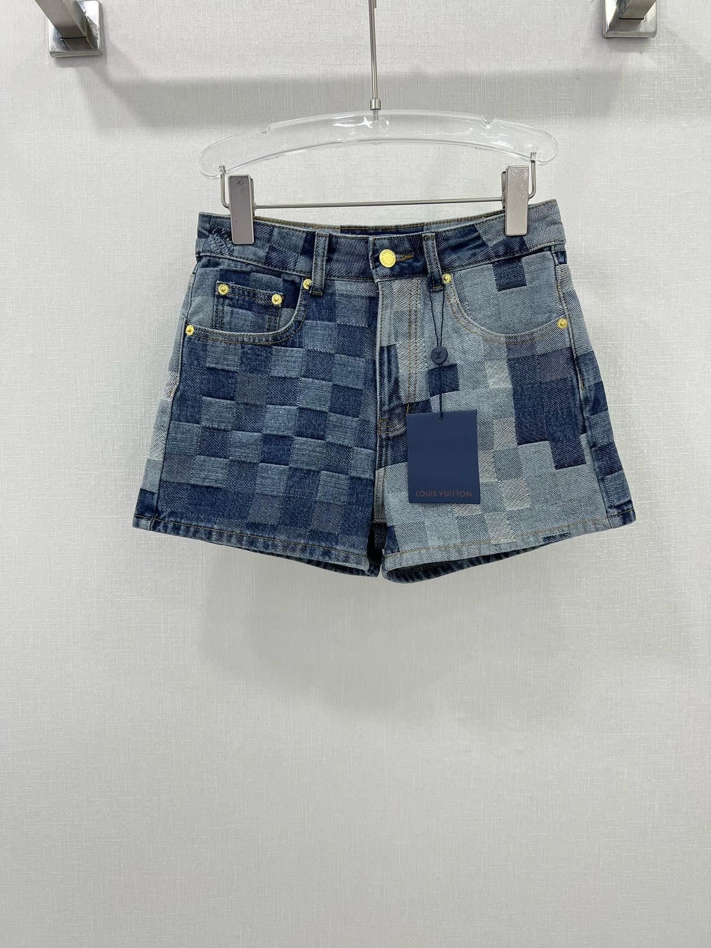 루이비통  체크 무늬 숏팬츠 (해외배송)