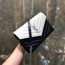 입생로랑 WOC 체인백 (해외배송)