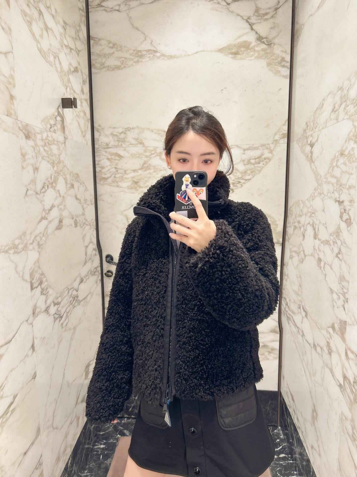 몽클레어 다운 재킷 (해외배송)
