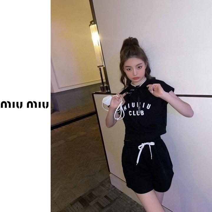 미우미우 발포 레터링 탑 팬츠 세트 (국내배송)