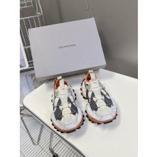 발렌시아가 하이킹화 (해외배송)