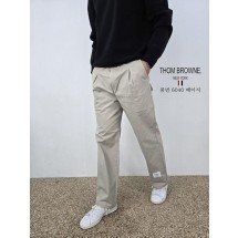 톰브라운 TB 사각패치 면 팬츠 (국내배송)