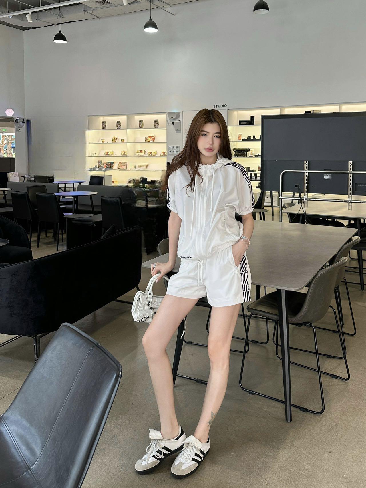 디올 자외선 차단 캐주얼 세트  (해외배송)