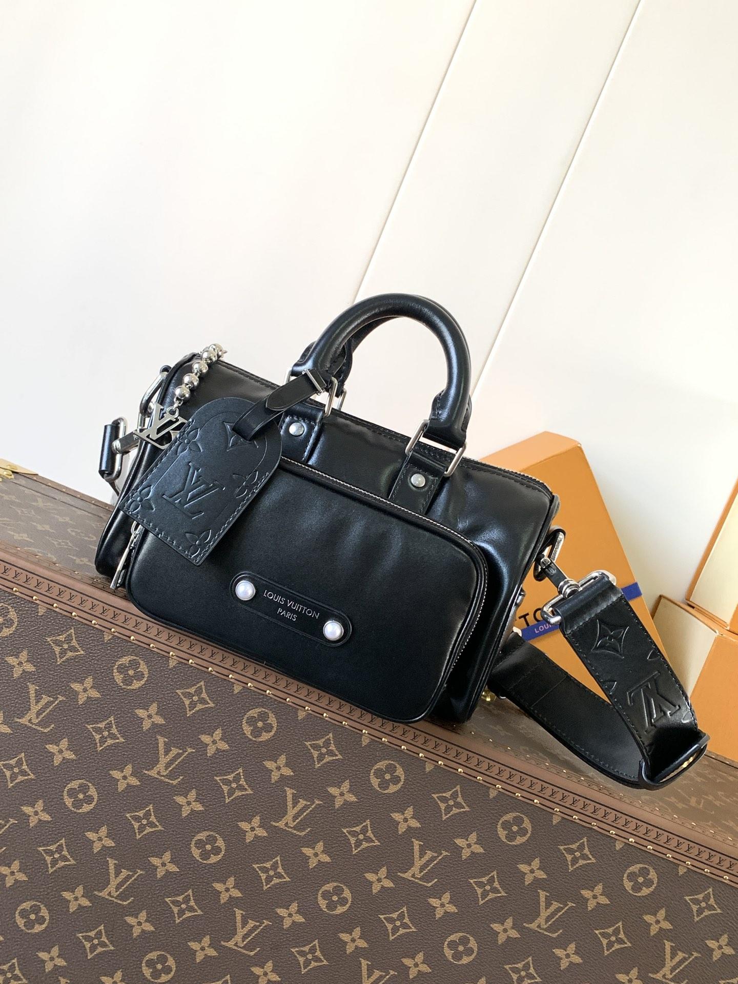 루이비통 Keepall Cargo Bandoulière 25 핸드백 (해외배송)