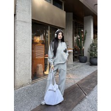 루이비통 여성트레이닝 / 사이즈 S / 바로배송