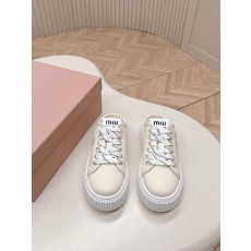 미우미우 하프 슬립 슈즈 (해외배송)