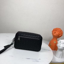 보테가베네타 손목 스트랩 파우치 (해외배송)