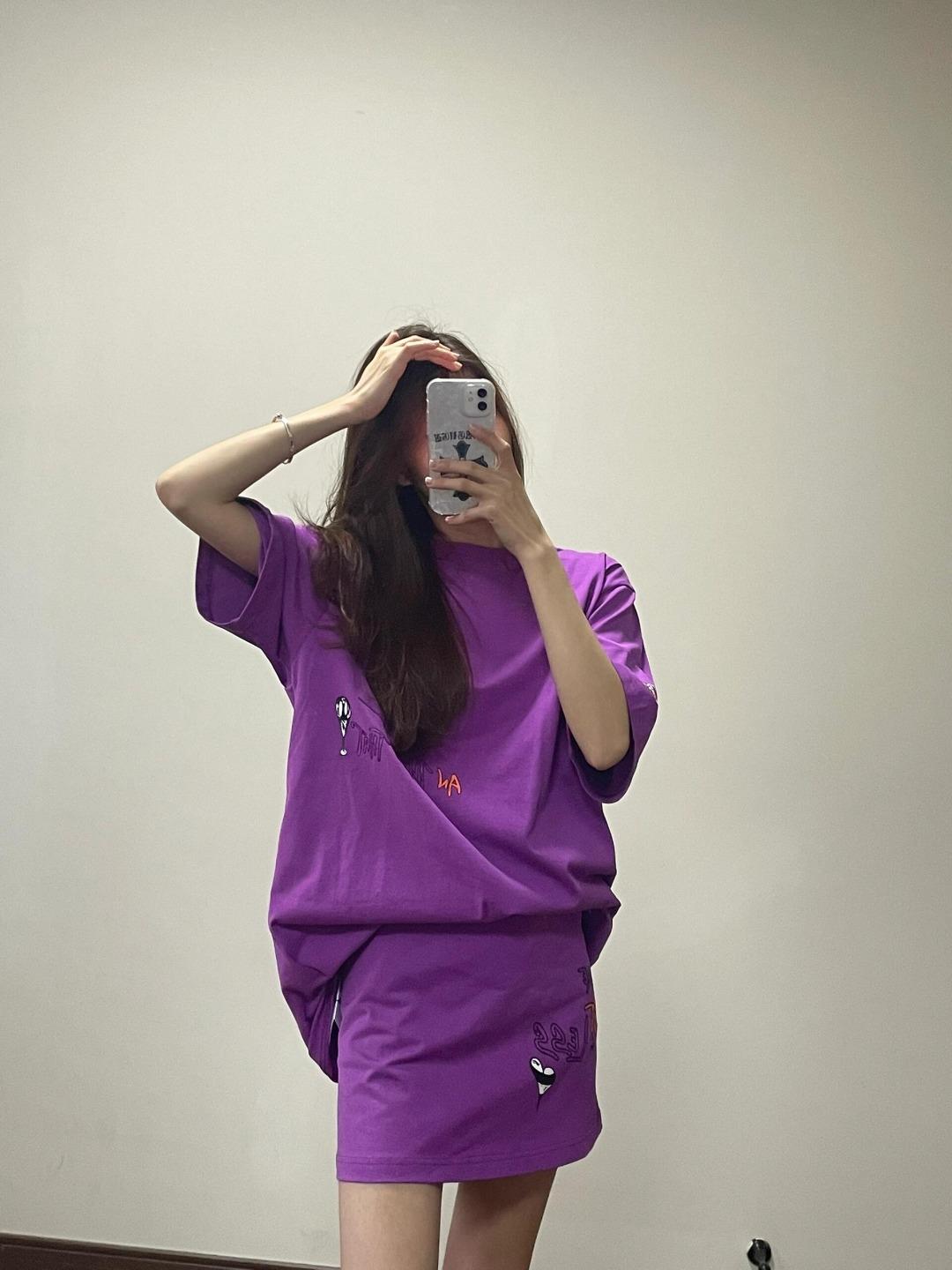 크롬하츠 퍼플 그래피티 라운드넥 반팔 티셔츠 + 숏스커트 세트 (해외배송)
