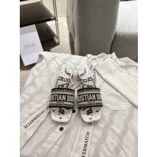 디올 모노그램 자수 가죽 미드힐 슬리퍼 (해외배송)