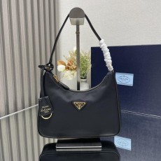 프라다 나일론 숄더 백 (해외배송)