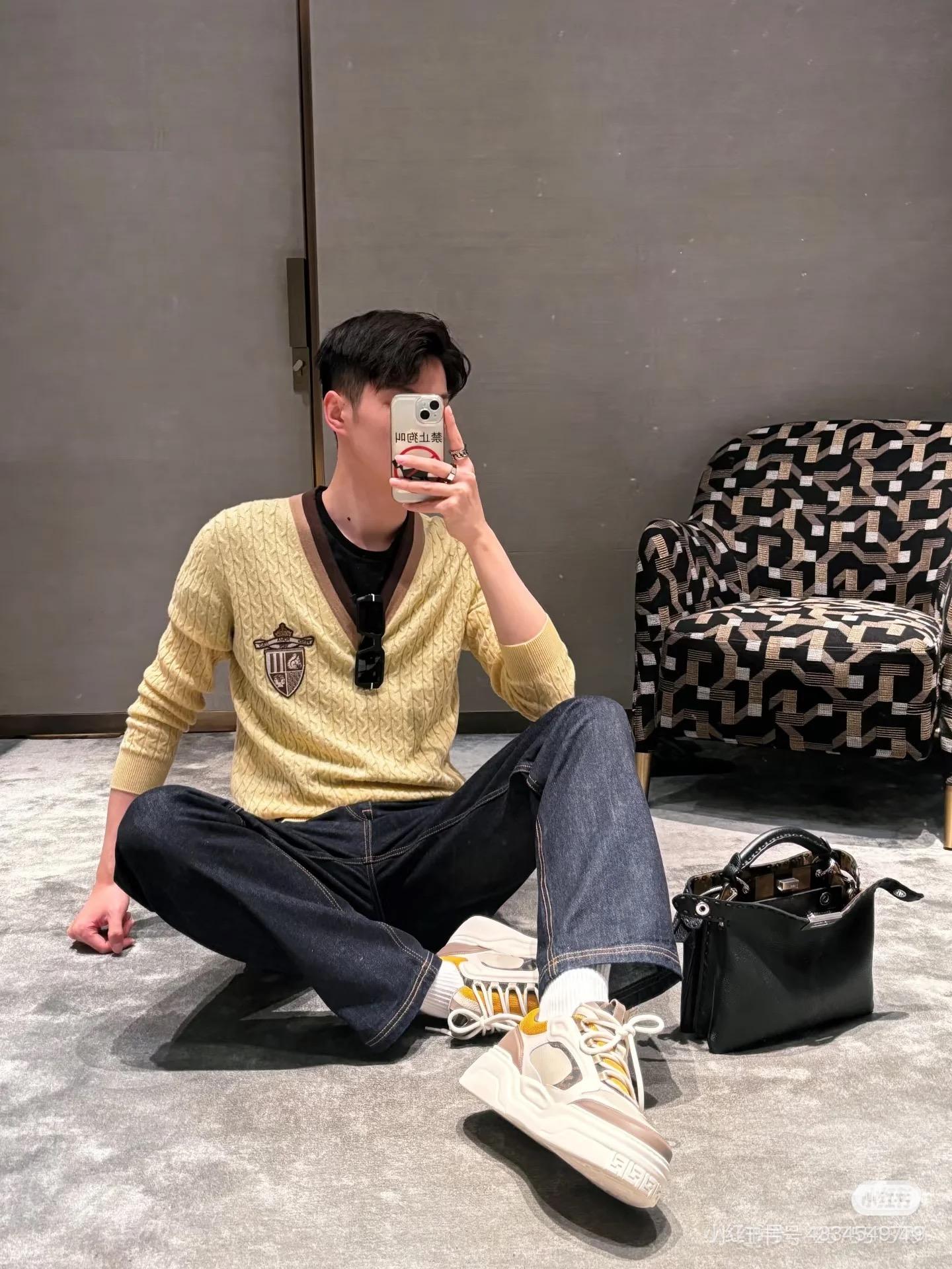 펜디 25SS 초봄 뉴 크라운 데님 팬츠 (정품급 해외배송)