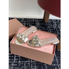 미우미우 스퀘어 다이아몬드 버클 슬리퍼 (해외배송)
