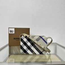 버버리 지퍼 메신저 백 (정품급 해외배송)