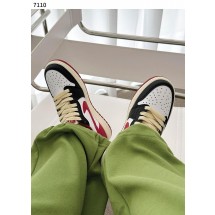 나이키 에어 조던1 로우 OG 블랙토 역스우시 (국내배송)