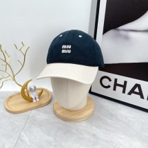 미우미우 심플로고 베이볼캡 (국내배송)