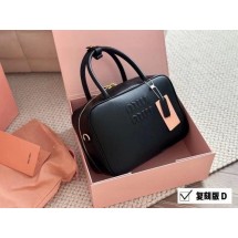 미우미우 가방 (국내배송)