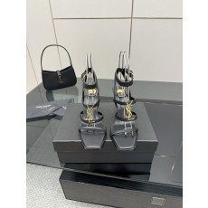 입생로랑 웨지힐 피프토 샌들 (해외배송)