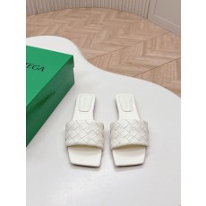 보테가베네타 뮬 샌들 (해외배송)