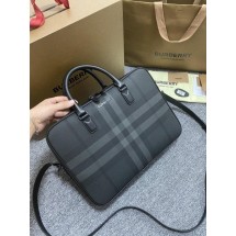 버버리 체크 블랙 서류 가방 (국내배송)