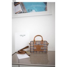 셀린느 SMALL BOSTON in TARTAN TEXTILE AND CALFSKIN  (국내배송)