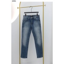 펜디 FF 로고 워싱 데님 팬츠 (국내배송)