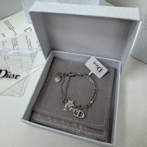 디올 (D*or) CD 더블 팔찌 (국내배송)