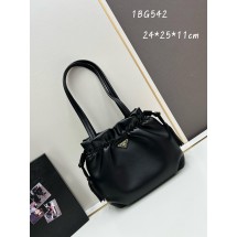 프라다 나파 가죽 숄더백 (해외배송)
