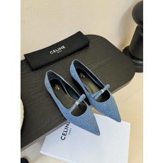 셀린느 클래식 레트로 포인티드 하이힐 (해외배송)
