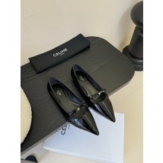 셀린느 클래식 레트로 포인티드 하이힐 (해외배송)