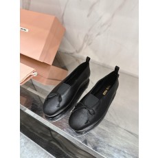 미우미우 발레 슈즈 (해외배송)