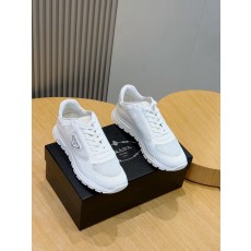 프라다 스니커즈 (해외배송)
