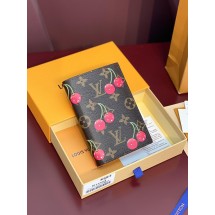 루이비통  LV x TM 여권 홀더 (해외배송)