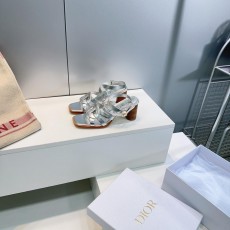 디올 로만 샌들 (해외배송)