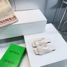 보테가베네타 심플 스퀘어 헤드 슬리퍼 (해외배송)