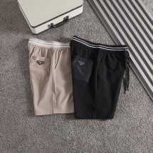 프라다 백포켓 포인트로고 하프팬츠 (국내배송)