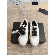 프라다 스웨이드 스니커즈 (해외배송)