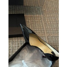 루부탱 CL 클래식 V넥 사이드 홀로우 하이힐 (해외배송)