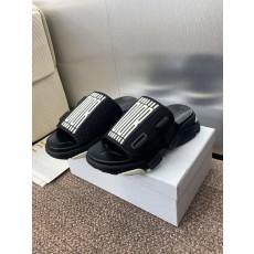 디올 D-Wander 벨크로 슬리퍼 (해외배송)