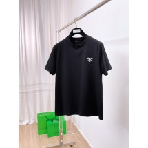 프라다 라운드넥 반팔 (해외배송)
