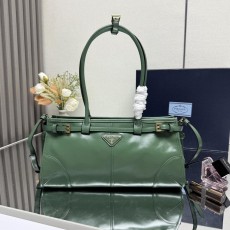 프라다 보니 미디엄 가죽 핸드백  (해외배송)