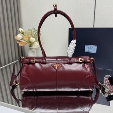 프라다 보니 미디엄 가죽 핸드백  (해외배송)
