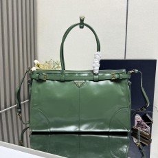 프라다 보니 엑스트라 라지 가죽 핸드백 (해외배송)
