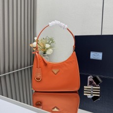 프라다 가죽 숄더 스트랩 호보 백 (해외배송)