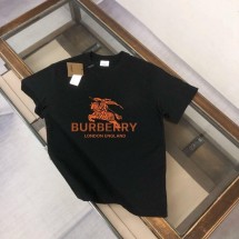 버버리 오렌지 빅로고 기사 반팔티 (국내배송)