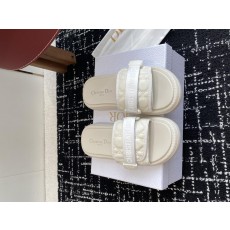 디올 울트라라이트 폼 아웃솔 비치 슬리퍼 (해외배송)
