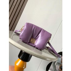 로에베 푸퍼 고야백 (해외배송)