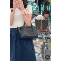 셀린느 퀴리 트리옹프 드로우스트링 카바스 그레인 카프스킨  블랙 (국내배송)