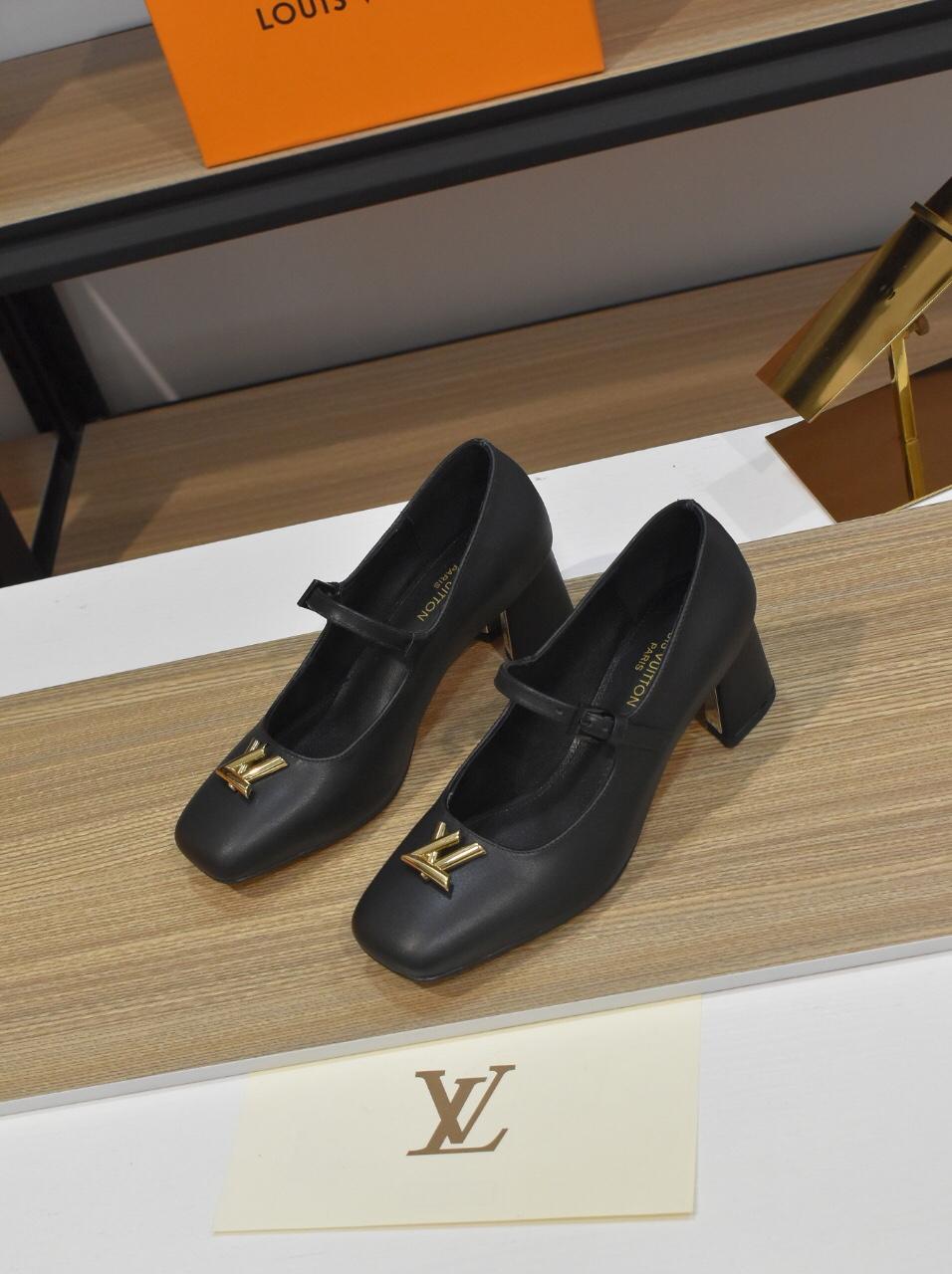 루이비통 LV 레터 버클 슈즈 (해외배송)