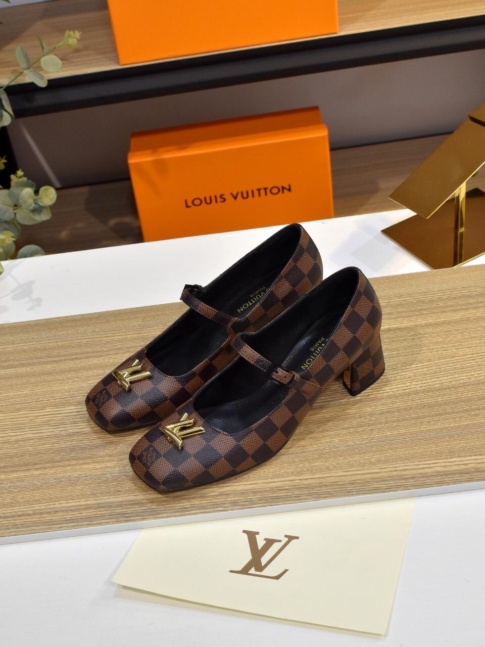 루이비통 LV 레터 버클 슈즈 (해외배송)