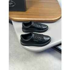 프라다 스니커즈 (해외배송)